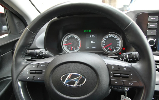 Hyundai i20 cena 63900 przebieg: 54000, rok produkcji 2021 z Bytom małe 704